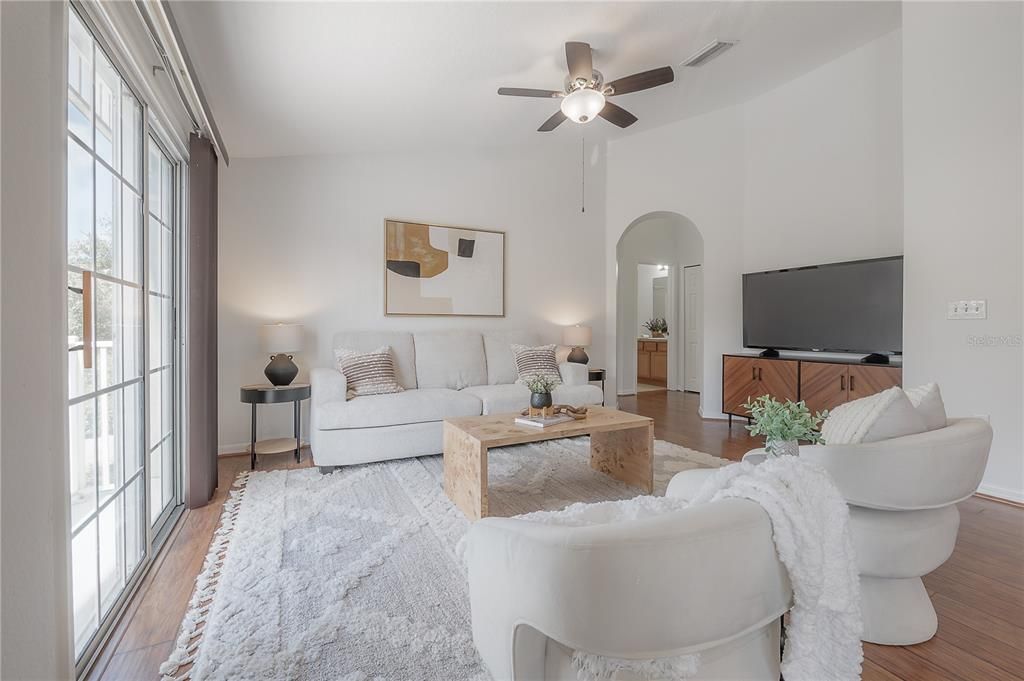 En Venta: $229,999 (2 camas, 2 baños, 1176 Pies cuadrados)