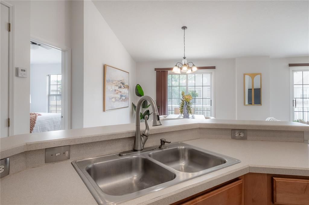 En Venta: $229,999 (2 camas, 2 baños, 1176 Pies cuadrados)