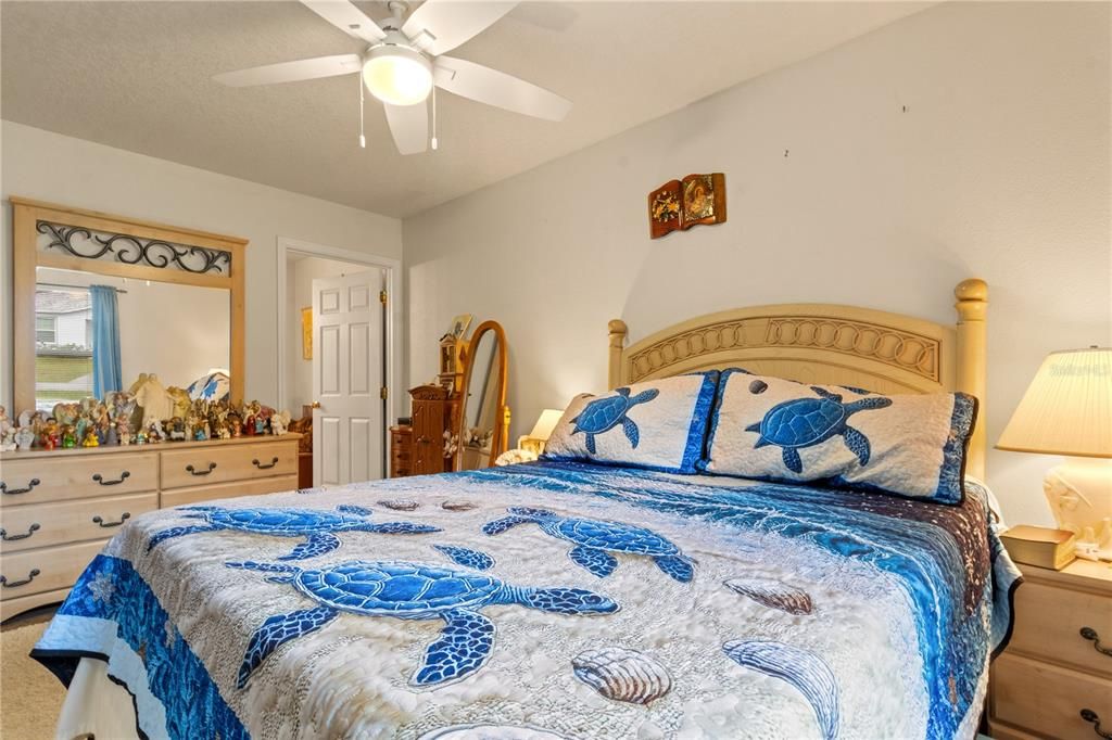 待售: $199,999 (3 贝兹, 2 浴室, 1092 平方英尺)