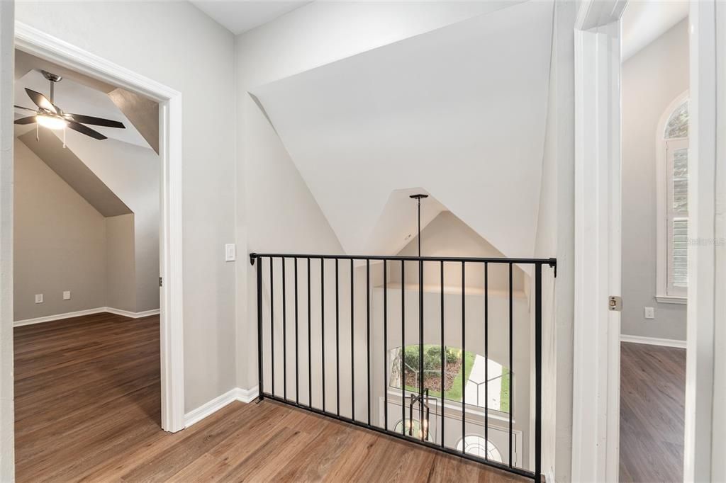 合同活跃: $599,999 (4 贝兹, 3 浴室, 2624 平方英尺)