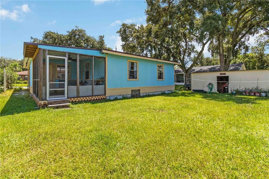 For Sale: $229,900 (3 beds, 1 baths, 965 Square Feet)