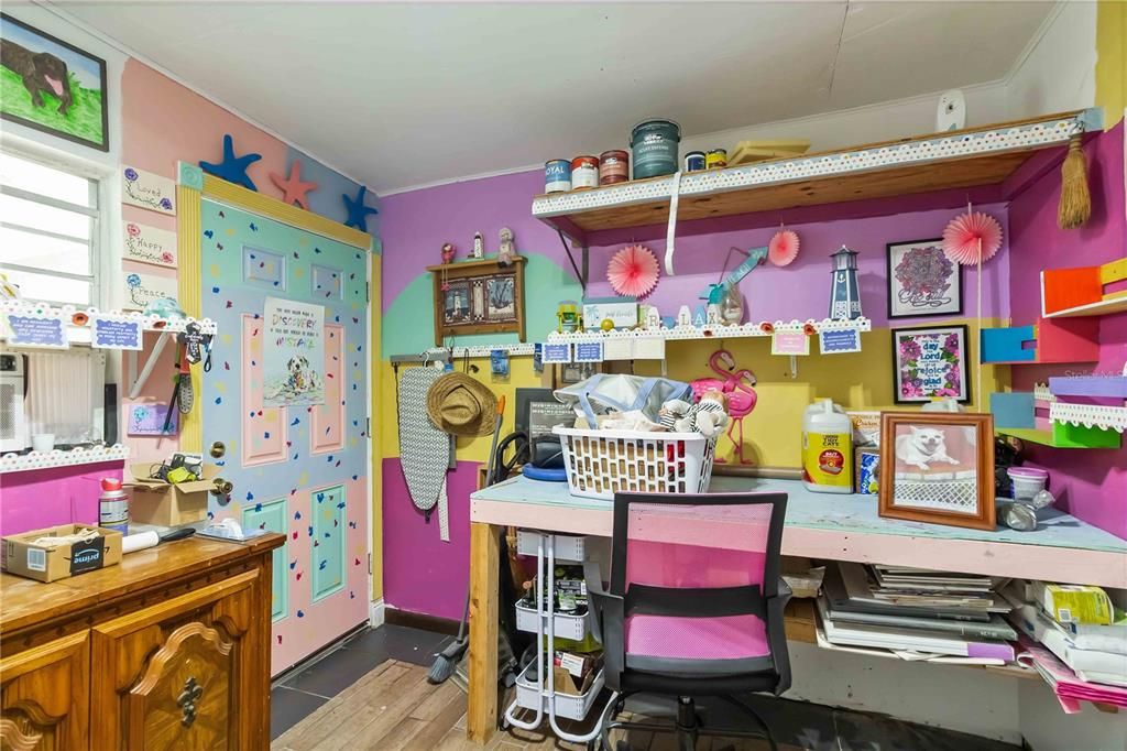 For Sale: $229,900 (3 beds, 1 baths, 965 Square Feet)