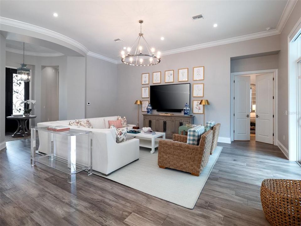 For Sale: $2,495,000 (3 beds, 3 baths, 2690 Square Feet)