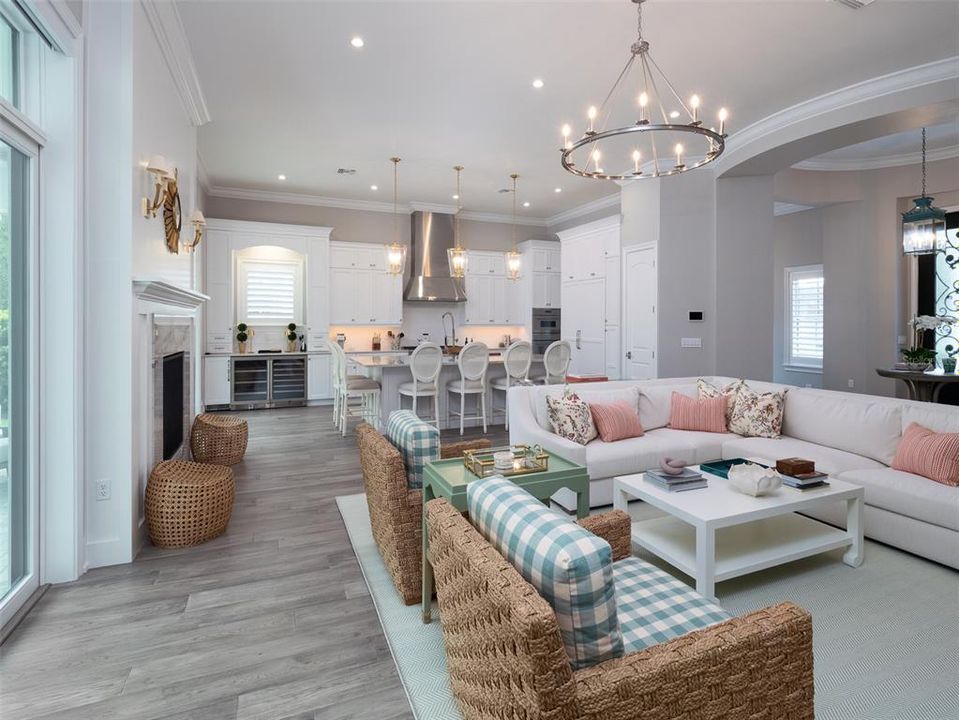 For Sale: $2,495,000 (3 beds, 3 baths, 2690 Square Feet)