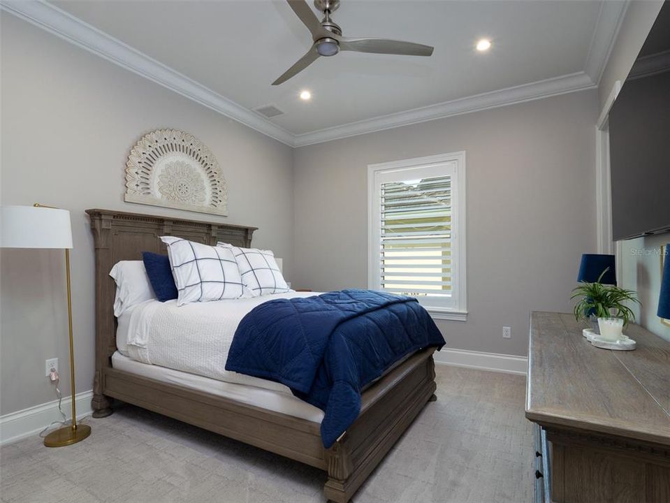 For Sale: $2,495,000 (3 beds, 3 baths, 2690 Square Feet)