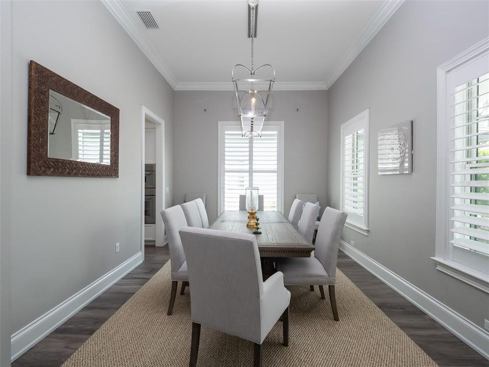 For Sale: $2,495,000 (3 beds, 3 baths, 2690 Square Feet)