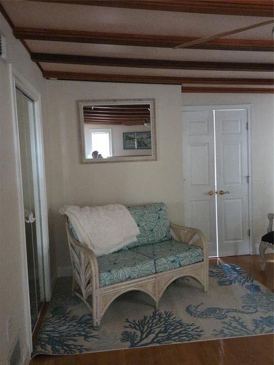 В аренду: $4,200 (3 спален, 2 ванн, 1806 Квадратных фут)
