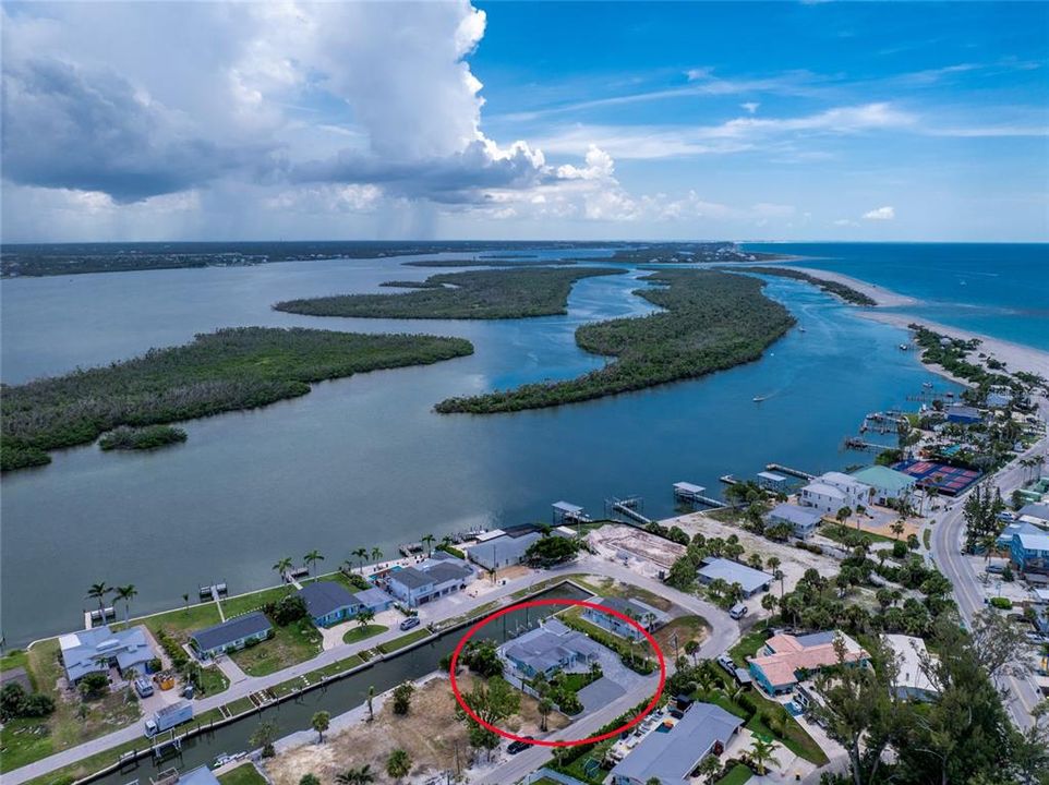 出租: $11,200 (2 贝兹, 2 浴室, 1024 平方英尺)