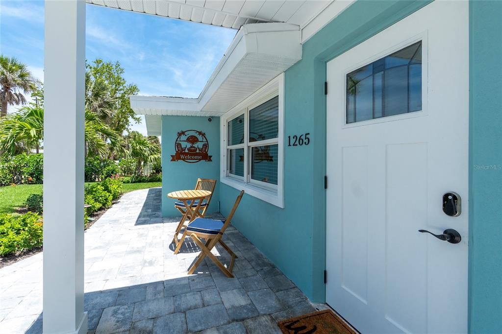 出租: $11,200 (2 贝兹, 2 浴室, 1024 平方英尺)