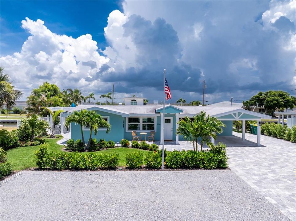 出租: $11,200 (2 贝兹, 2 浴室, 1024 平方英尺)