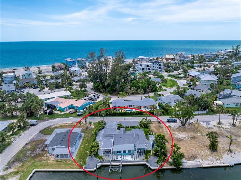 出租: $11,200 (2 贝兹, 2 浴室, 1024 平方英尺)