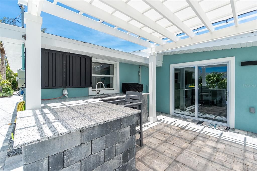 出租: $11,200 (2 贝兹, 2 浴室, 1024 平方英尺)