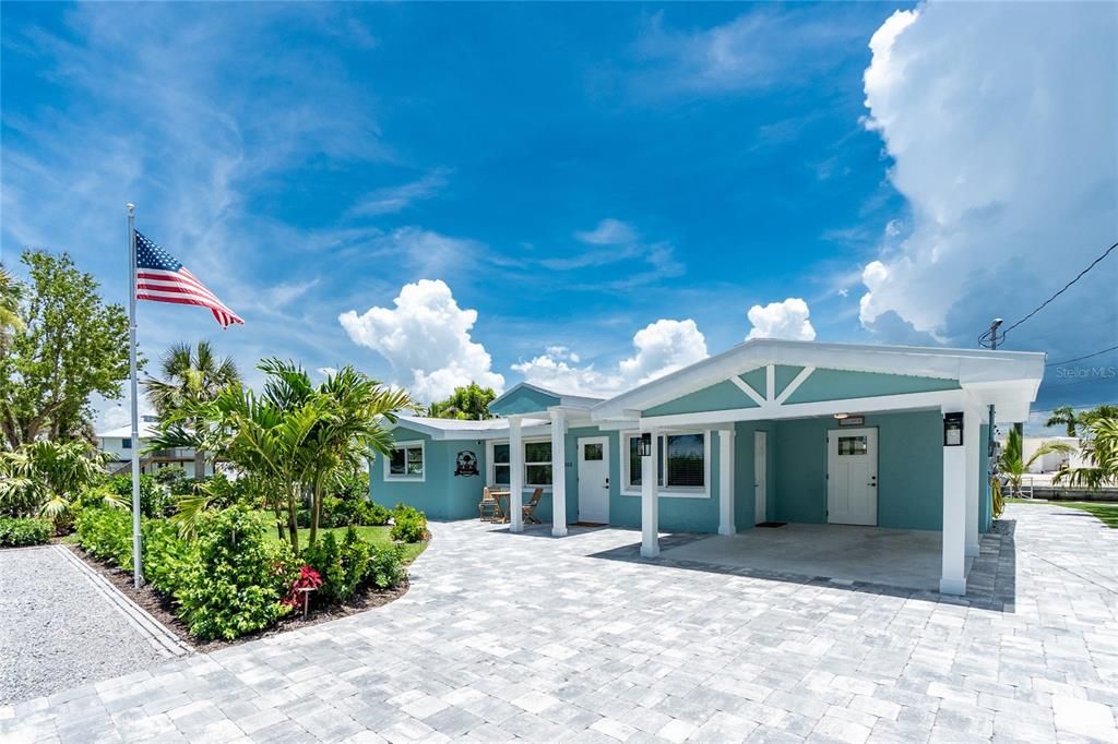 出租: $11,200 (2 贝兹, 2 浴室, 1024 平方英尺)