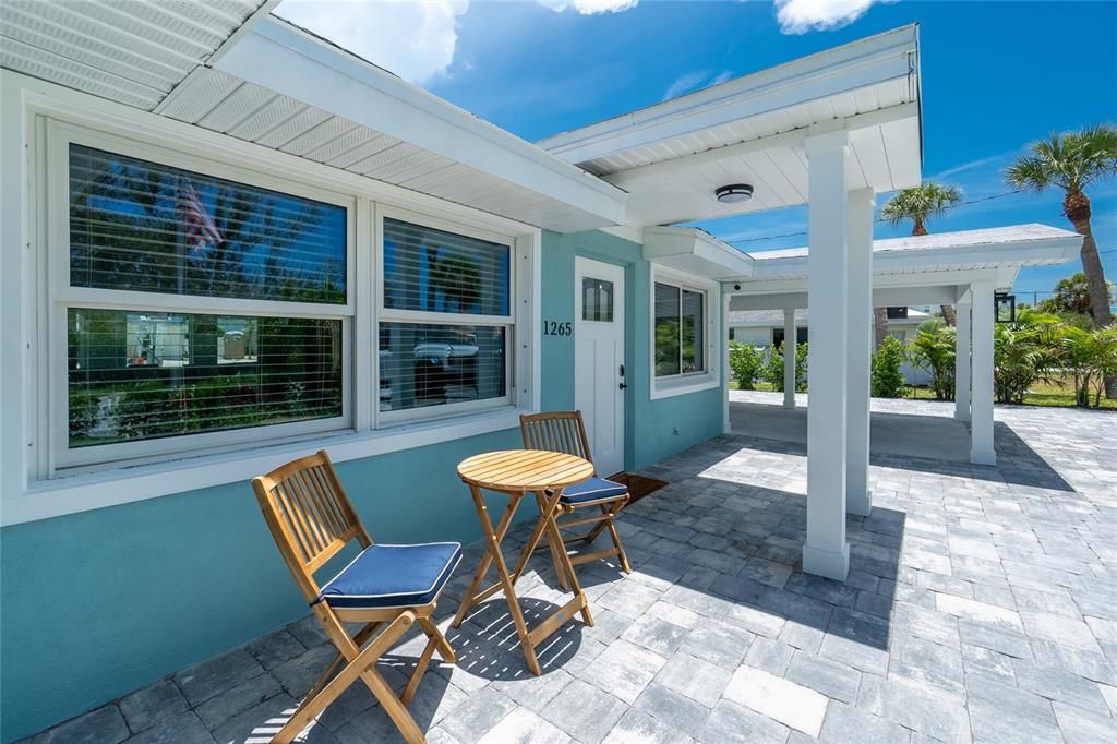 出租: $11,200 (2 贝兹, 2 浴室, 1024 平方英尺)