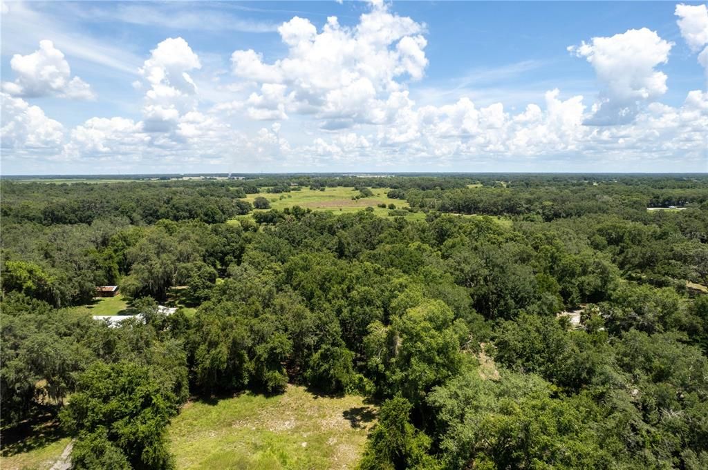 En Venta: $140,000 (1.04 acres)