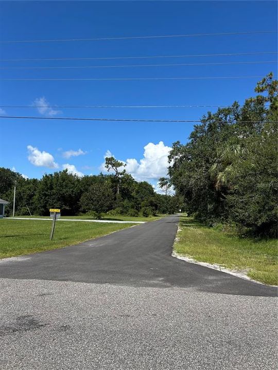 待售: $19,000 (0.55 acres)