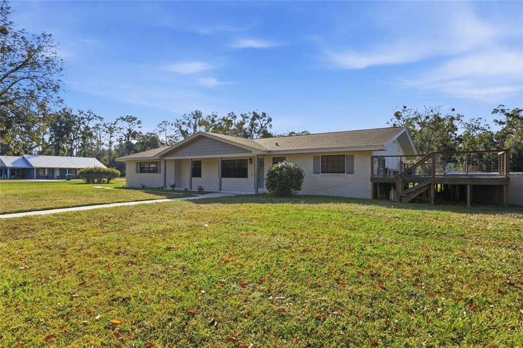 For Sale: $329,900 (3 beds, 2 baths, 1847 Square Feet)