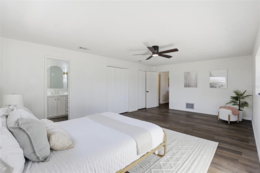 For Sale: $329,900 (3 beds, 2 baths, 1847 Square Feet)