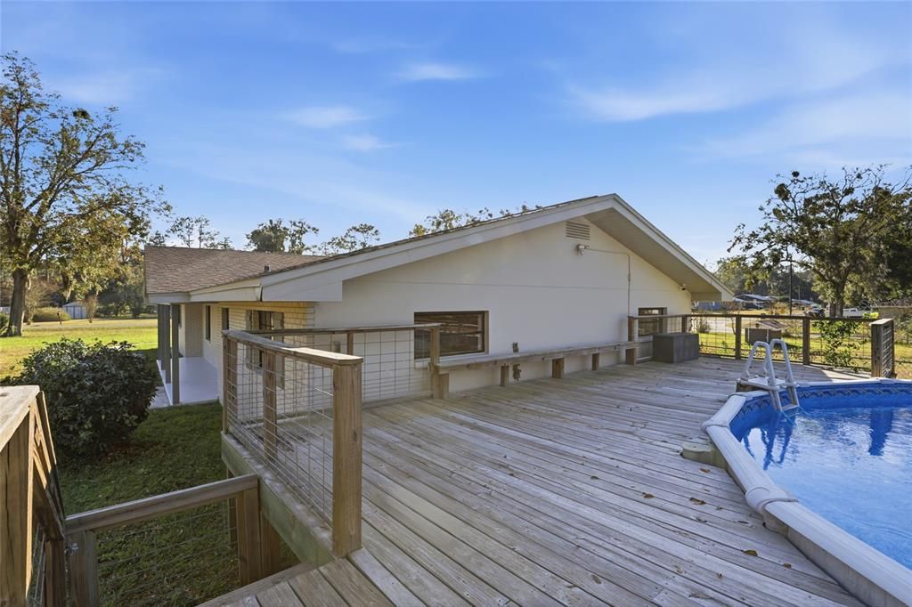 For Sale: $329,900 (3 beds, 2 baths, 1847 Square Feet)