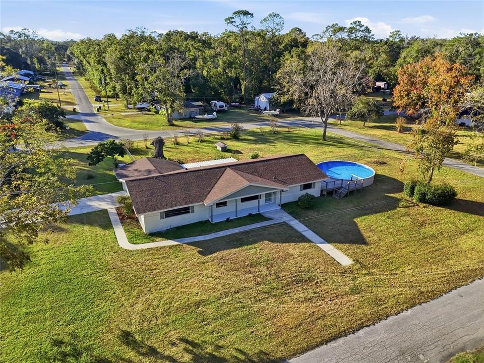 For Sale: $329,900 (3 beds, 2 baths, 1847 Square Feet)