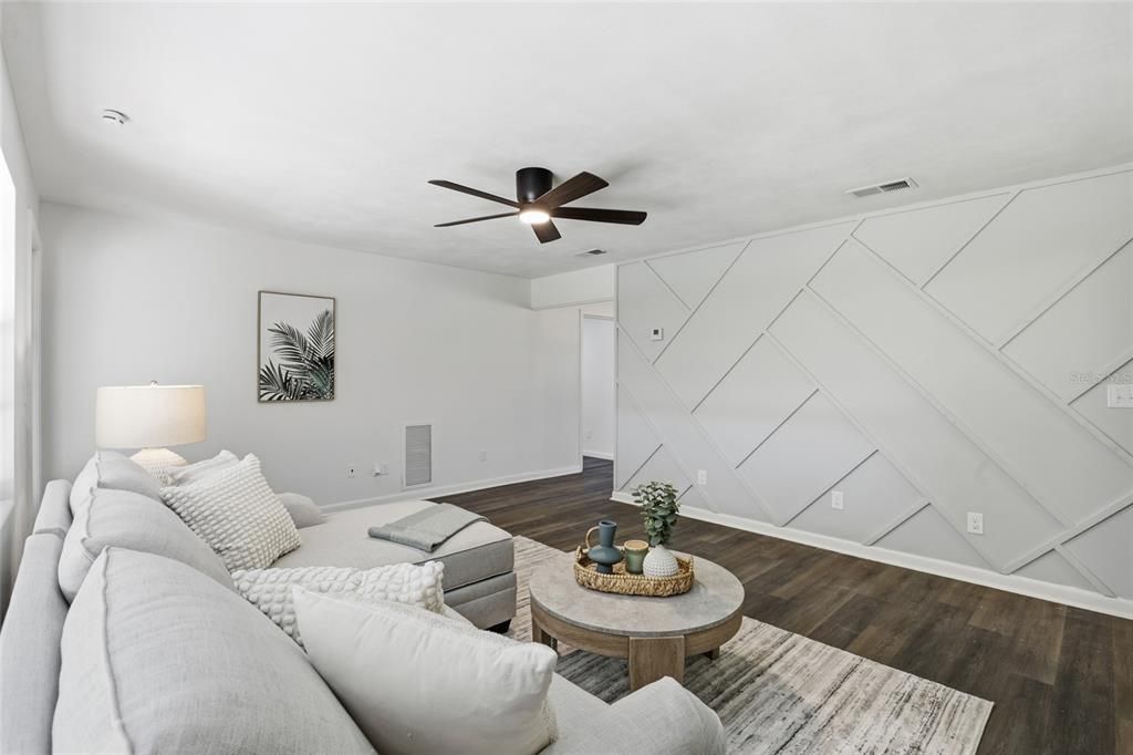 For Sale: $329,900 (3 beds, 2 baths, 1847 Square Feet)