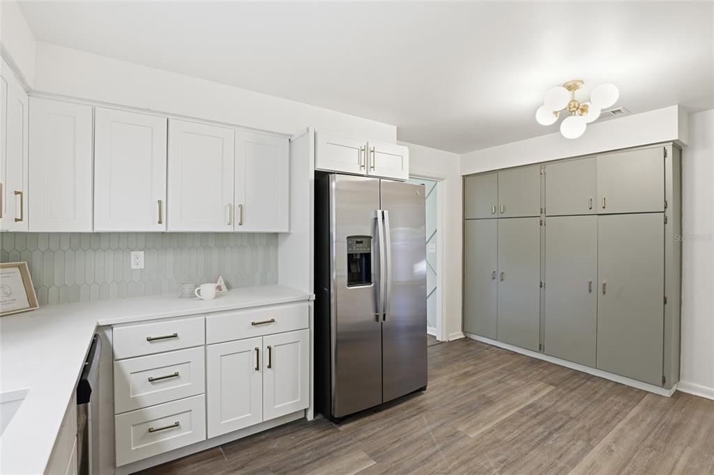 For Sale: $329,900 (3 beds, 2 baths, 1847 Square Feet)