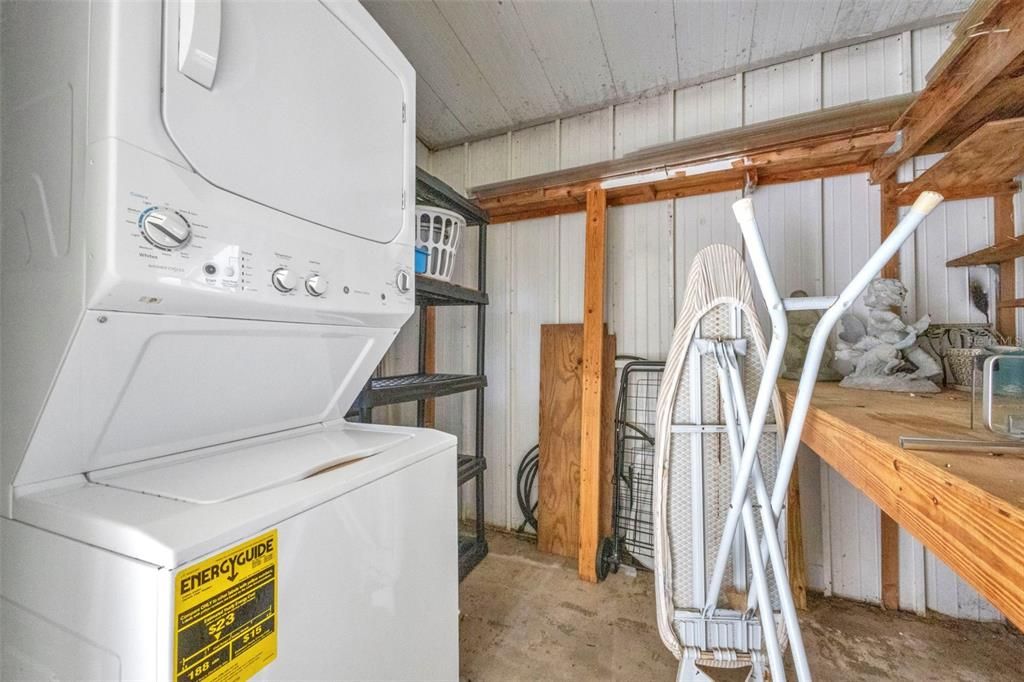 待售: $110,000 (2 贝兹, 2 浴室, 864 平方英尺)