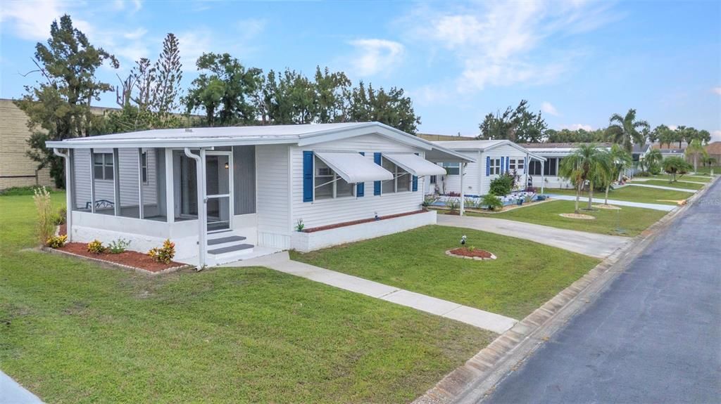 待售: $110,000 (2 贝兹, 2 浴室, 864 平方英尺)