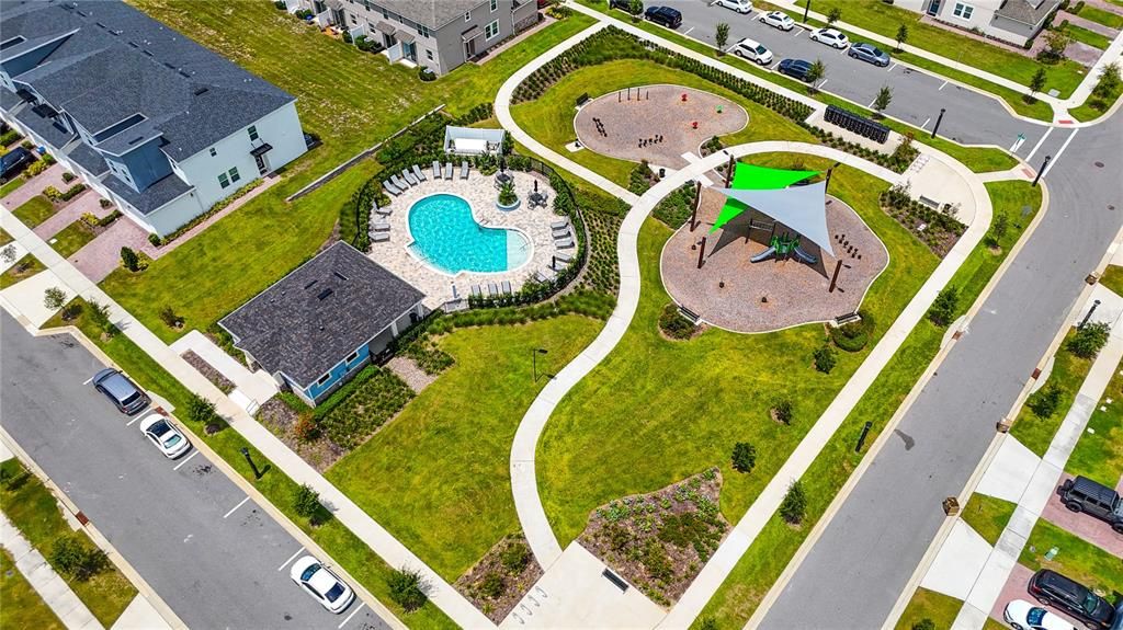 合同活跃: $2,200 (3 贝兹, 2 浴室, 1460 平方英尺)