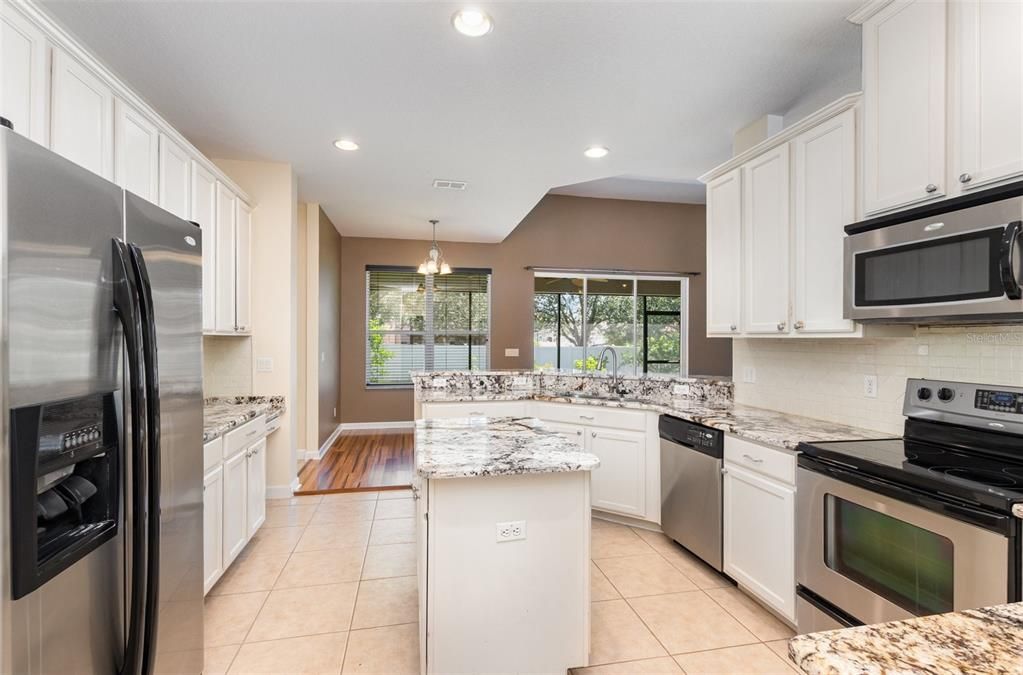 Active With Contract: $585,000 (4 beds, 3 baths, 2528 Square Feet)