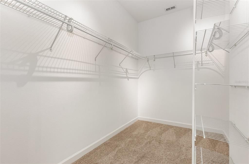 Active With Contract: $585,000 (4 beds, 3 baths, 2528 Square Feet)