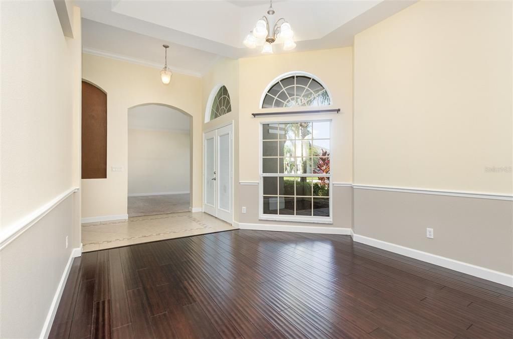 Active With Contract: $585,000 (4 beds, 3 baths, 2528 Square Feet)