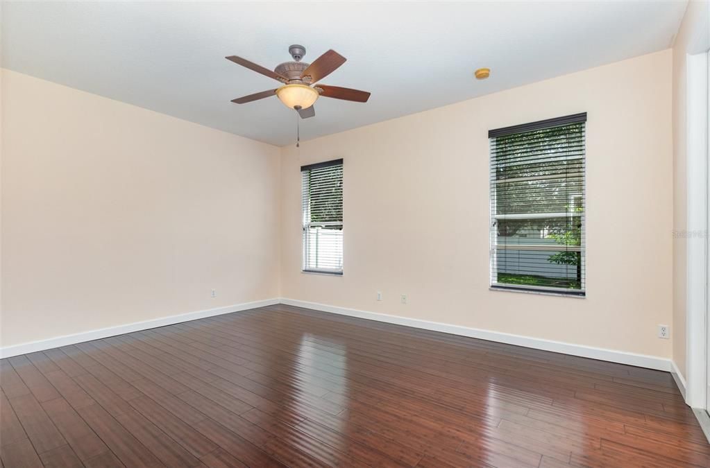 Active With Contract: $585,000 (4 beds, 3 baths, 2528 Square Feet)