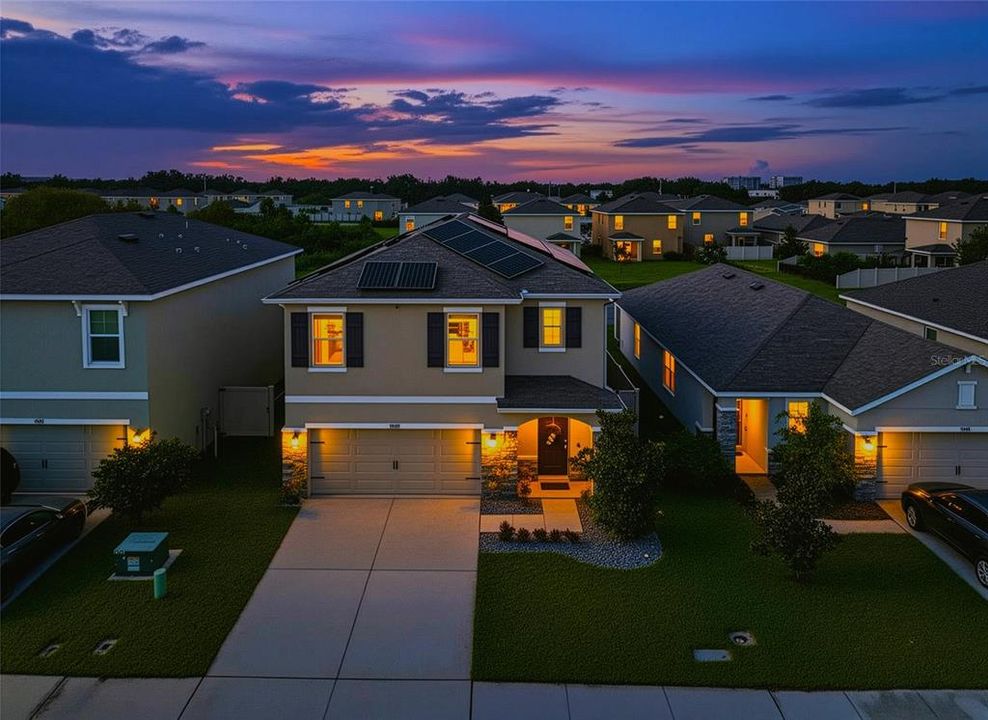 Active With Contract: $550,000 (4 beds, 3 baths, 2468 Square Feet)