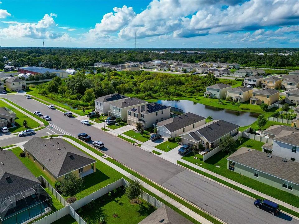 Active With Contract: $550,000 (4 beds, 3 baths, 2468 Square Feet)