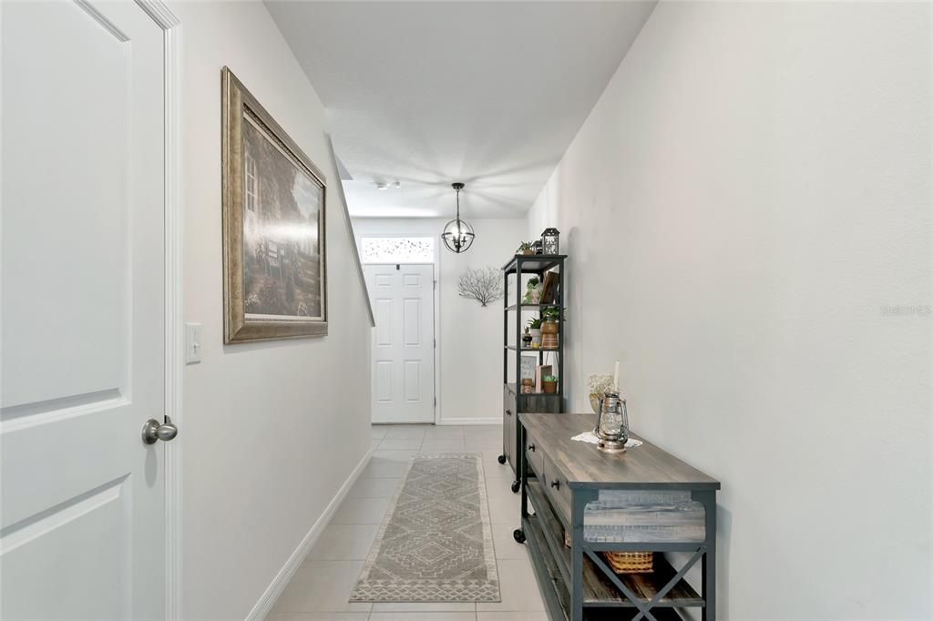 Active With Contract: $550,000 (4 beds, 3 baths, 2468 Square Feet)