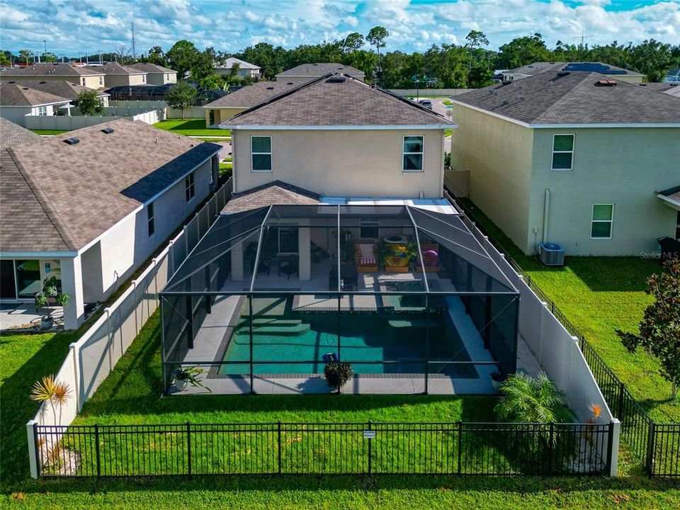 Active With Contract: $550,000 (4 beds, 3 baths, 2468 Square Feet)