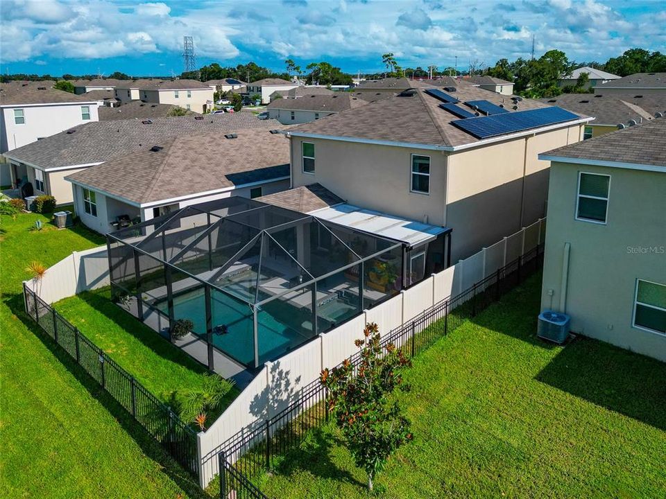 Active With Contract: $550,000 (4 beds, 3 baths, 2468 Square Feet)