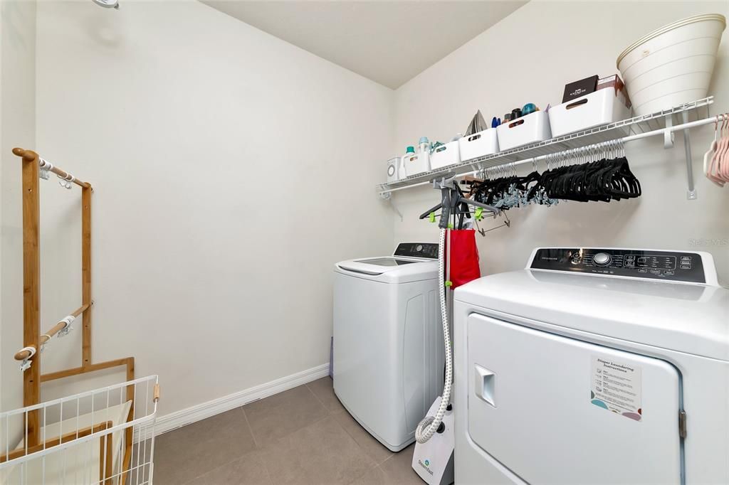 Active With Contract: $550,000 (4 beds, 3 baths, 2468 Square Feet)