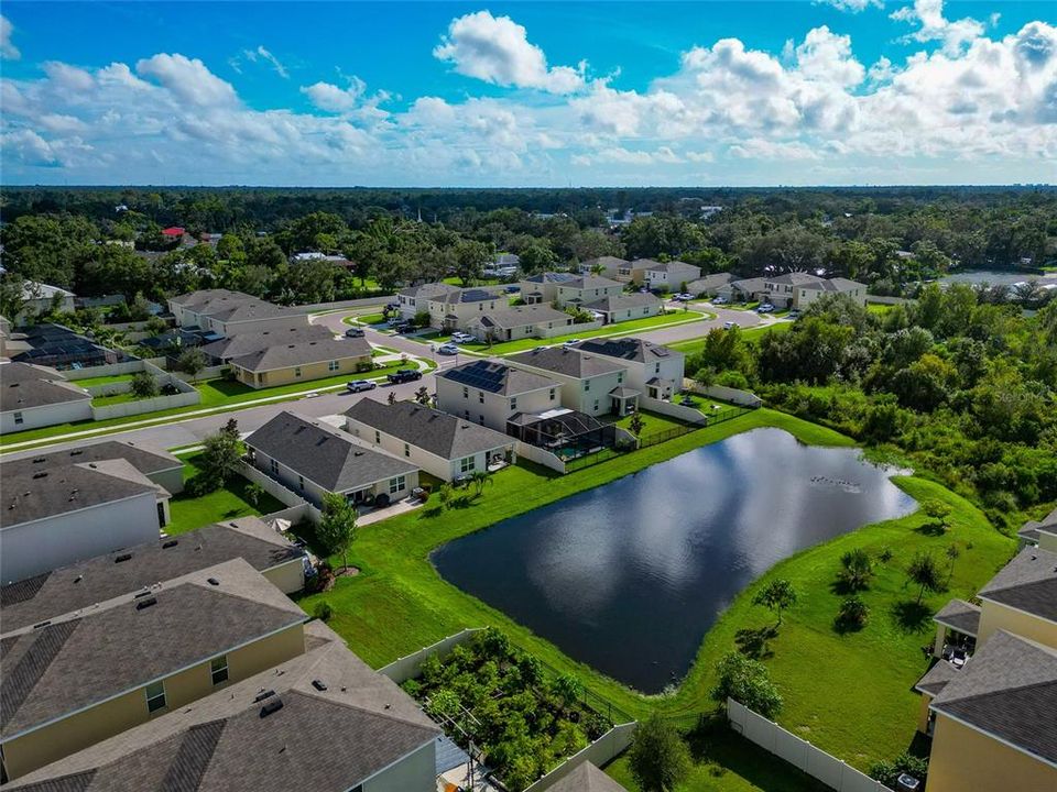 Active With Contract: $550,000 (4 beds, 3 baths, 2468 Square Feet)