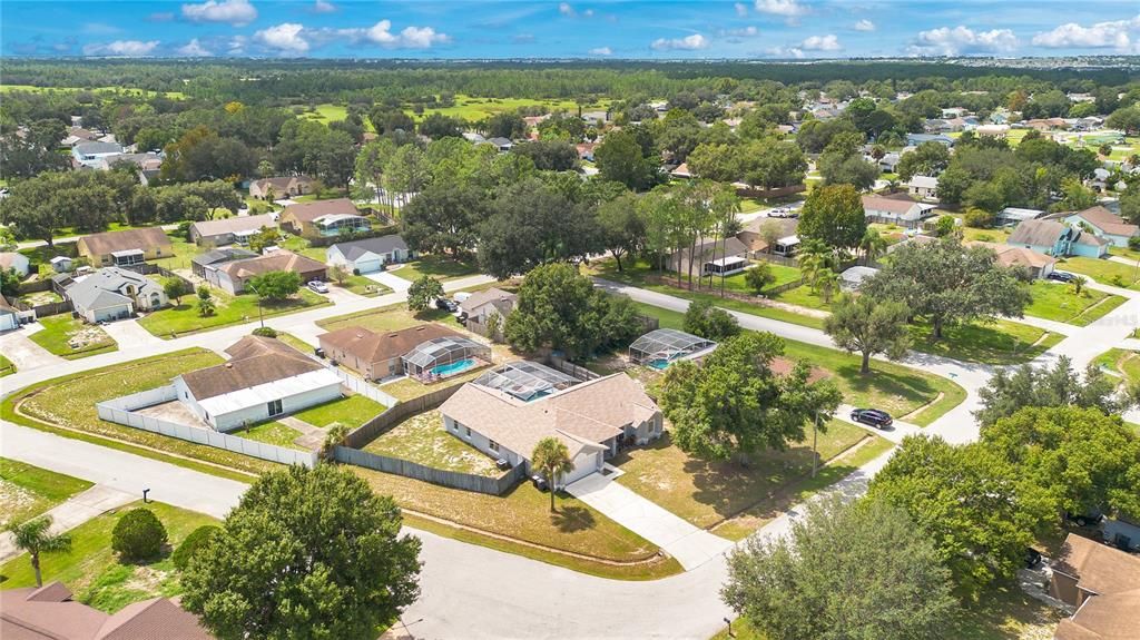 For Sale: $415,000 (4 beds, 2 baths, 1832 Square Feet)