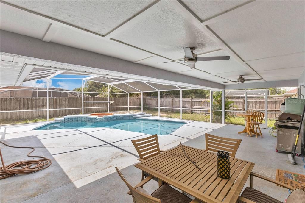 For Sale: $415,000 (4 beds, 2 baths, 1832 Square Feet)