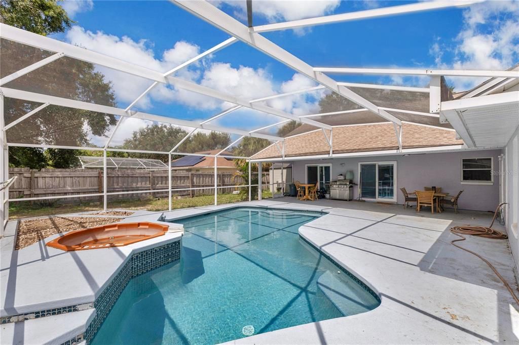 For Sale: $415,000 (4 beds, 2 baths, 1832 Square Feet)