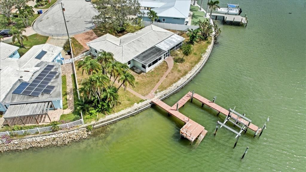 待售: $1,400,000 (0.23 acres)