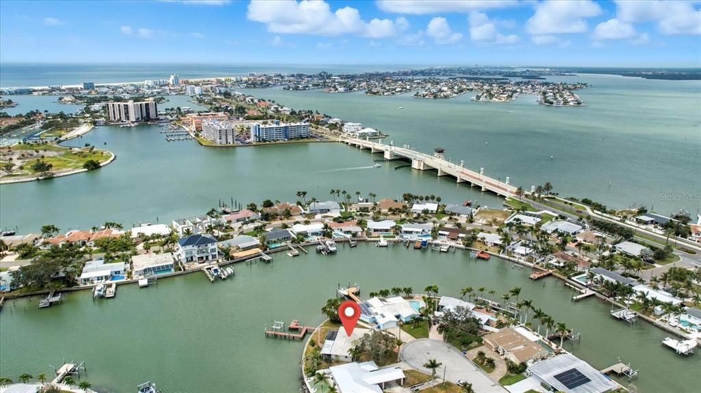 待售: $1,400,000 (0.23 acres)