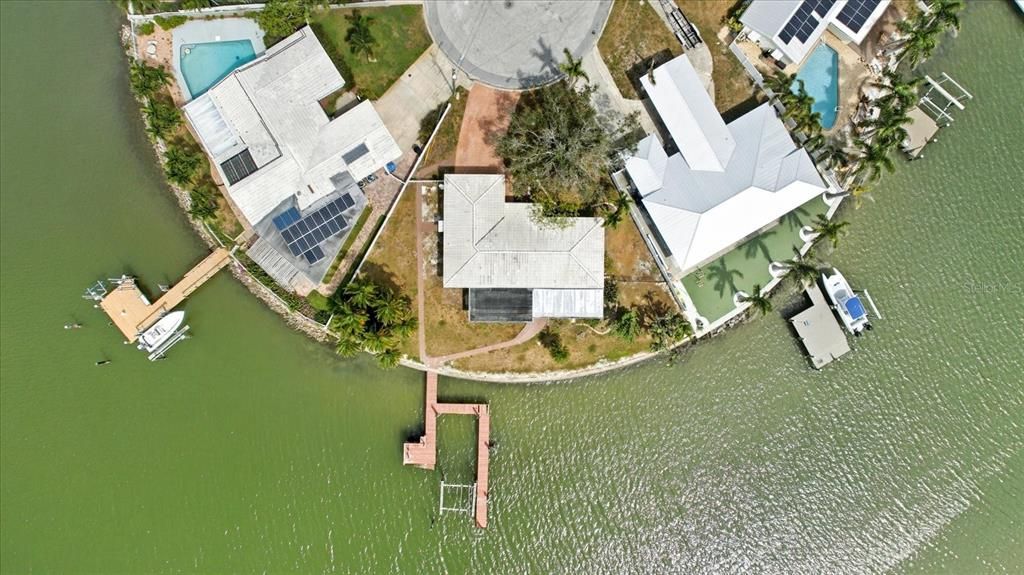 待售: $1,400,000 (0.23 acres)