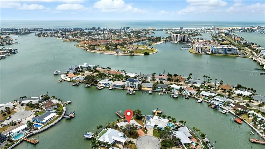 待售: $1,400,000 (0.23 acres)