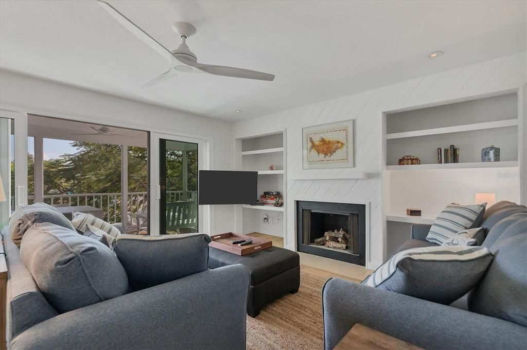 出租: $4,900 (3 贝兹, 3 浴室, 1213 平方英尺)