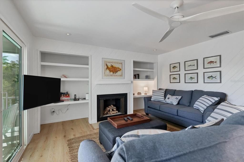 出租: $4,900 (3 贝兹, 3 浴室, 1213 平方英尺)