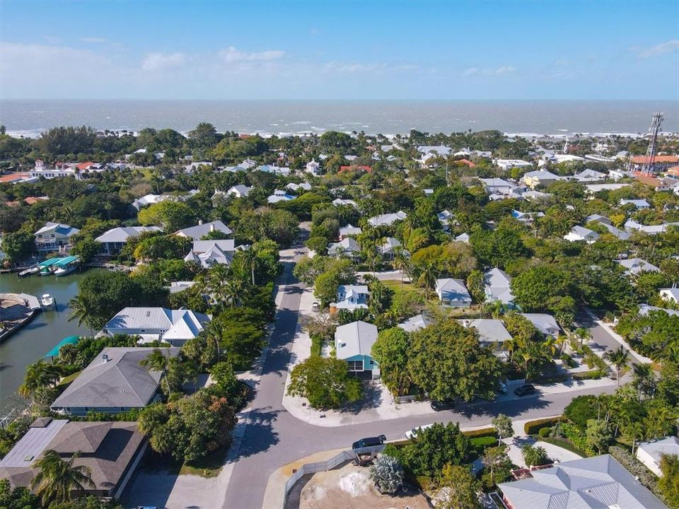 出租: $4,900 (3 贝兹, 3 浴室, 1213 平方英尺)